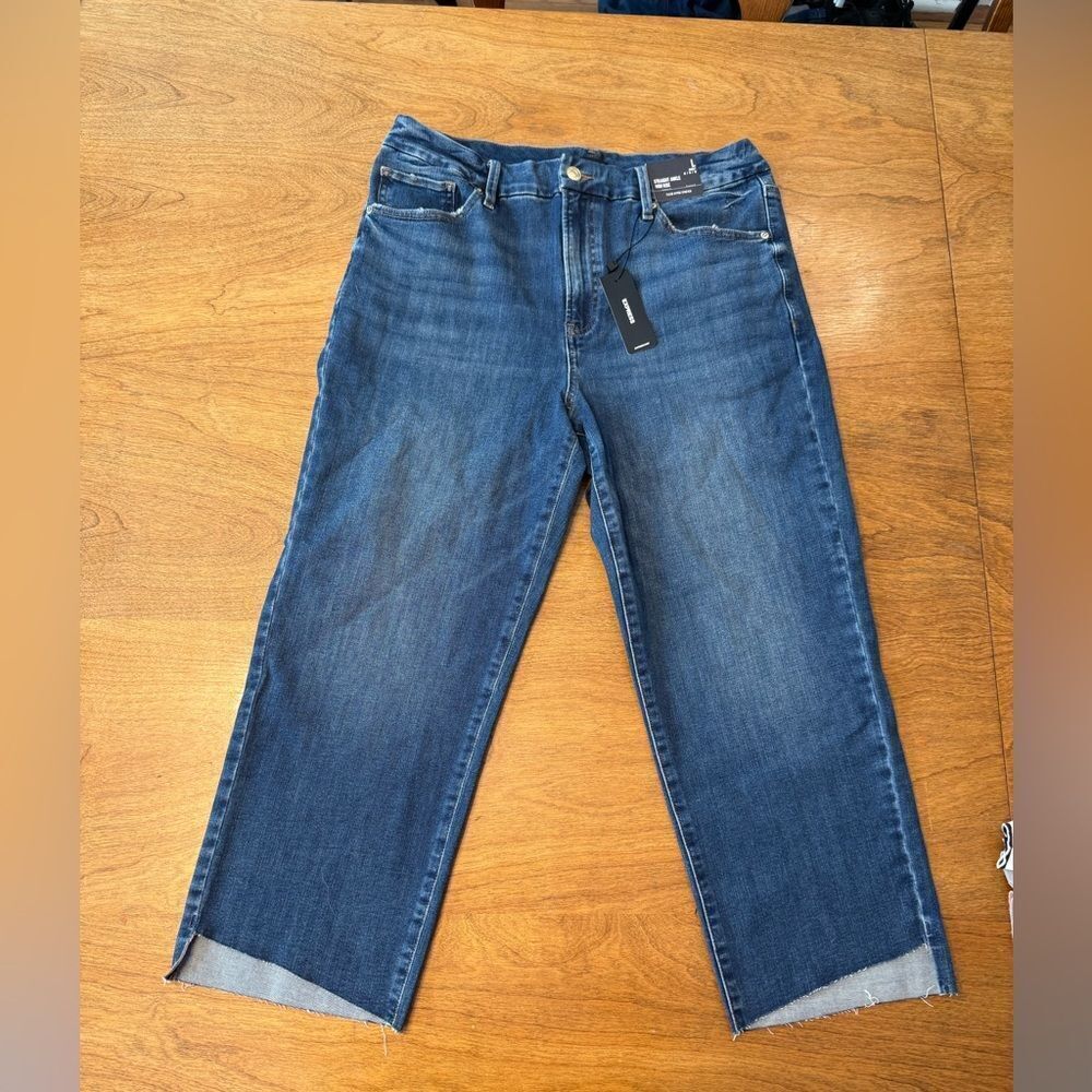 Express High Rise Straight Ankle Jeans - SHORT